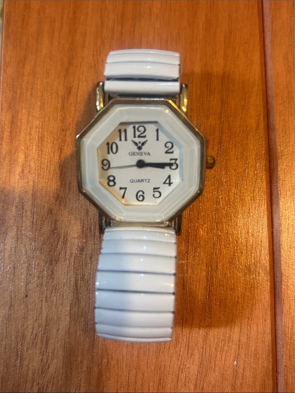 Geneva White and Gold Octagonal Dial Quartz Watch